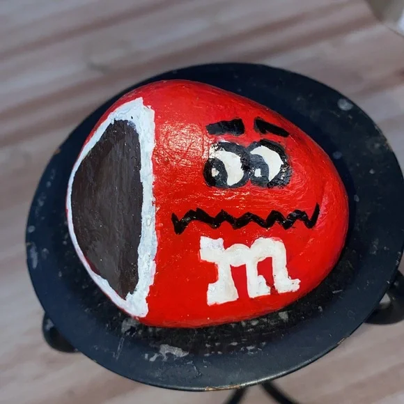 Colorful M&M's Painted Stones Set - Picture 5 of 10